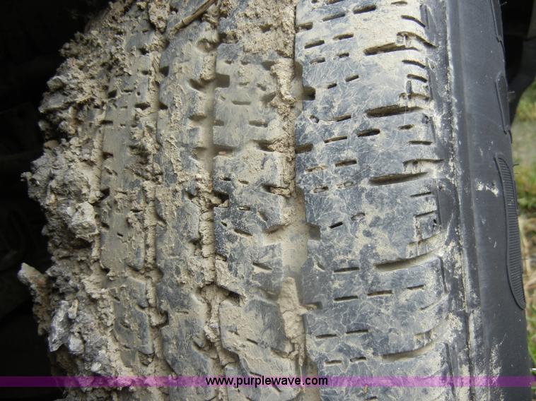 image for item D4958 1997 Ford F150 pickup truck