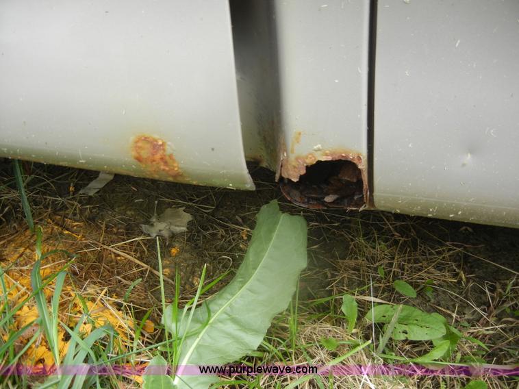 image for item D4958 1997 Ford F150 pickup truck