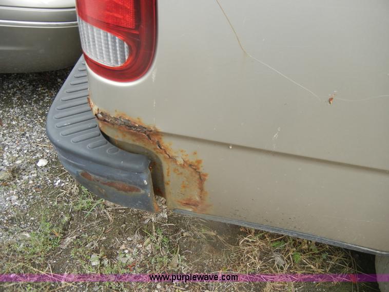 image for item D4958 1997 Ford F150 pickup truck