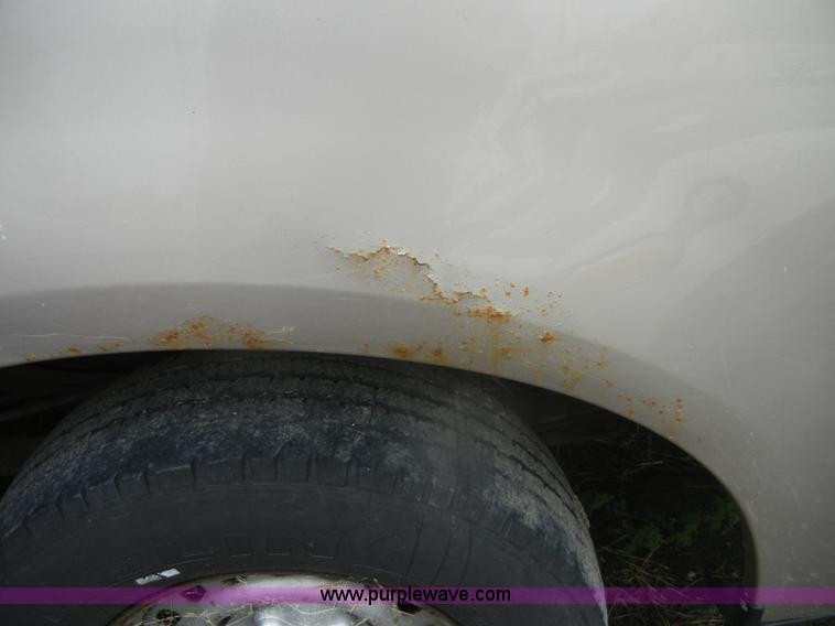 image for item D4958 1997 Ford F150 pickup truck