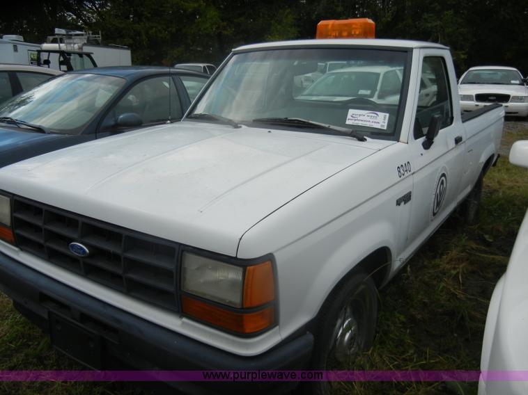 image for item D4960 1991 Ford Ranger pickup truck