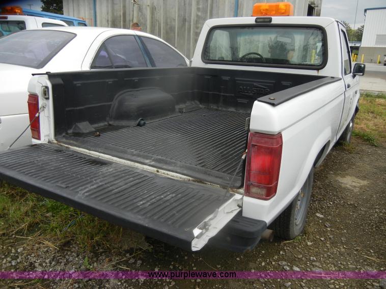 image for item D4960 1991 Ford Ranger pickup truck
