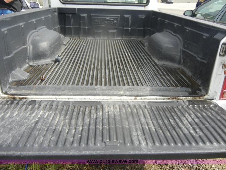 image for item D4960 1991 Ford Ranger pickup truck
