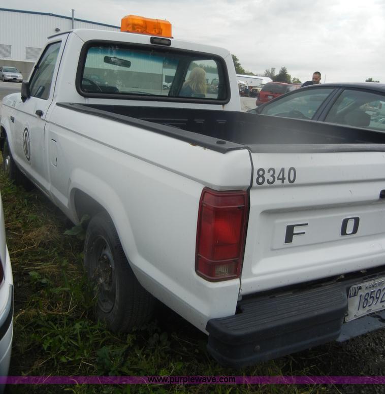 image for item D4960 1991 Ford Ranger pickup truck