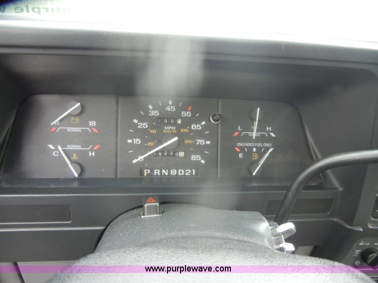 image for item D4960 1991 Ford Ranger pickup truck