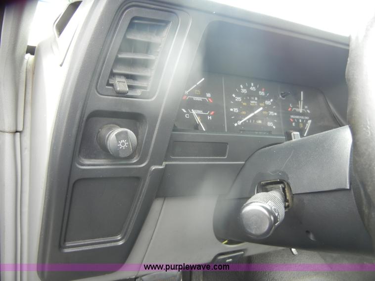 image for item D4960 1991 Ford Ranger pickup truck