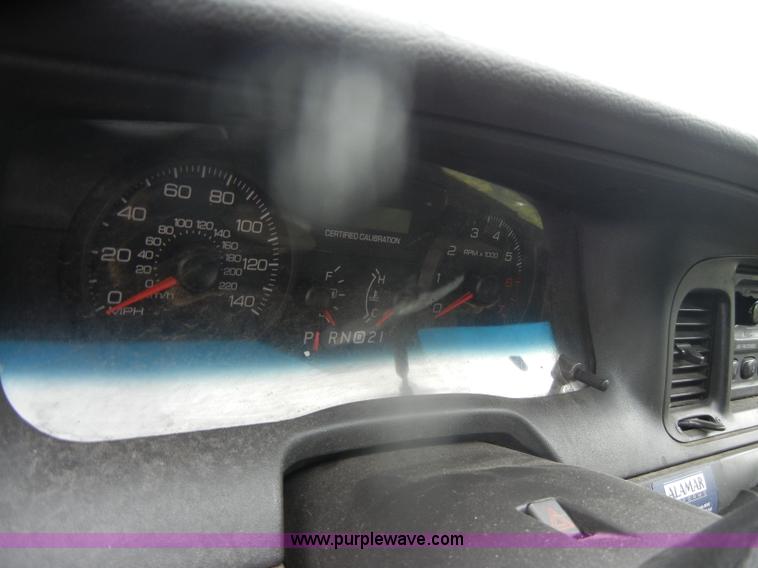 image for item D4962 2006 Ford Crown Victoria Police Interceptor