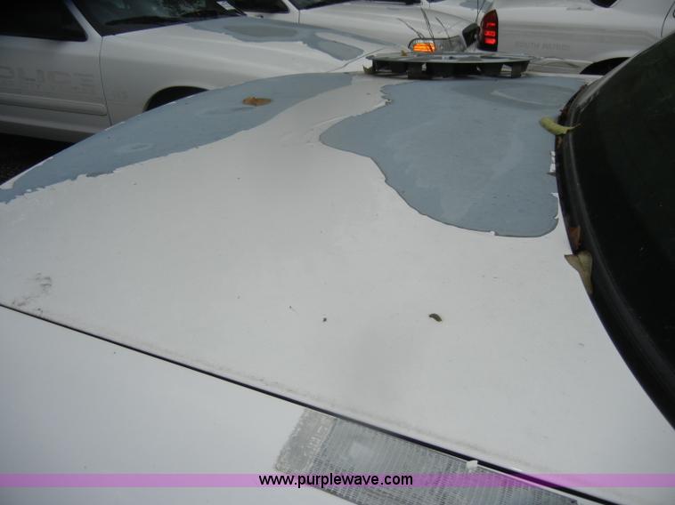 image for item D4966 2006 Ford Crown Victoria Police Interceptor