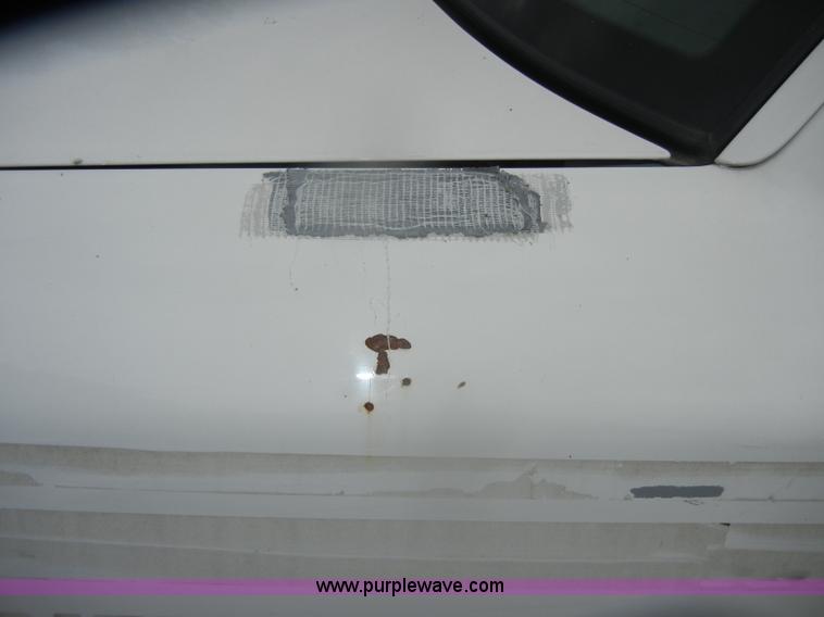 image for item D4970 2005 Ford Crown Victoria Police Interceptor