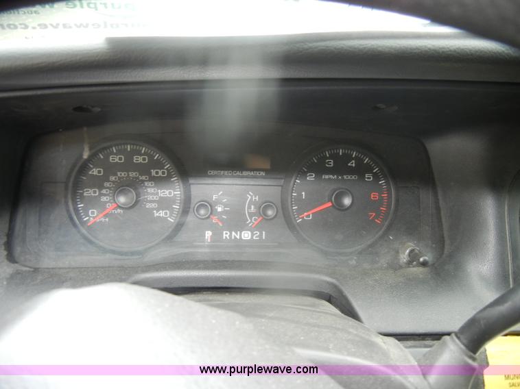 image for item D4971 2006 Ford Crown Victoria Police Interceptor