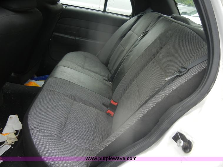 image for item D4971 2006 Ford Crown Victoria Police Interceptor