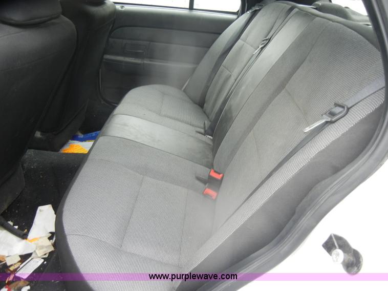 image for item D4971 2006 Ford Crown Victoria Police Interceptor