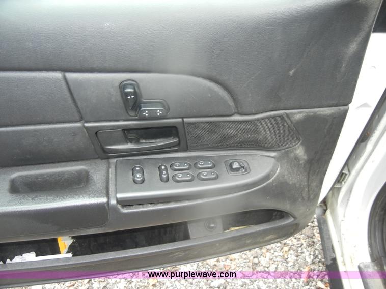 image for item D4973 2006 Ford Crown Victoria Police Interceptor