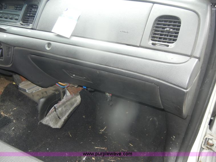 image for item D4973 2006 Ford Crown Victoria Police Interceptor