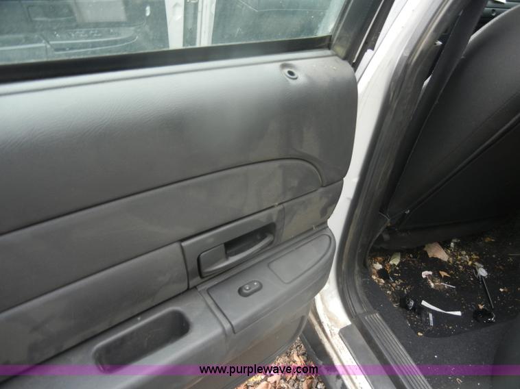image for item D4973 2006 Ford Crown Victoria Police Interceptor
