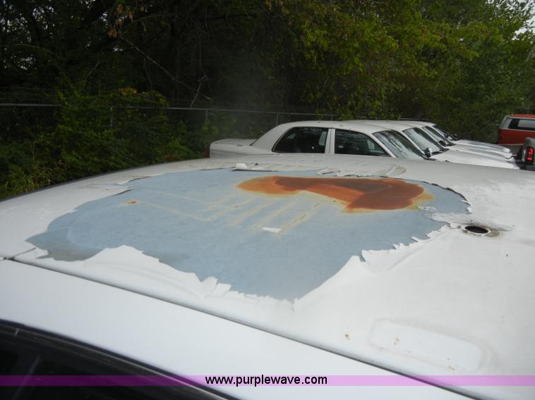 image for item D4973 2006 Ford Crown Victoria Police Interceptor