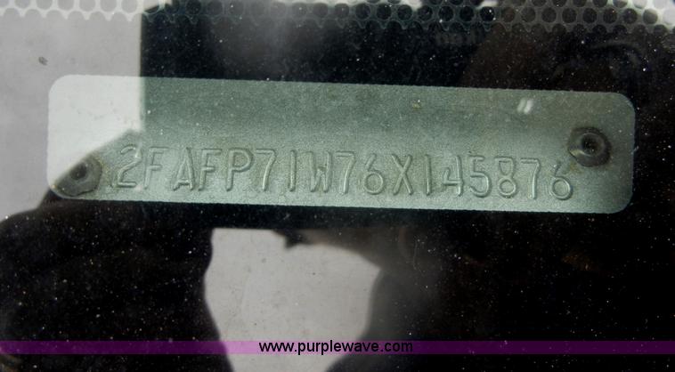 image for item D4973 2006 Ford Crown Victoria Police Interceptor