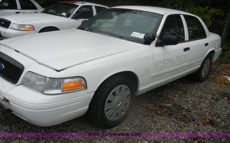 image for item D4974 2008 Ford Crown Victoria Police Interceptor