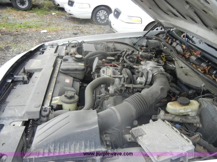 image for item D4974 2008 Ford Crown Victoria Police Interceptor