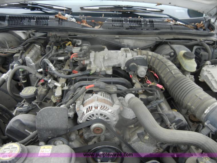 image for item D4983 2005 Ford Crown Victoria Police Interceptor