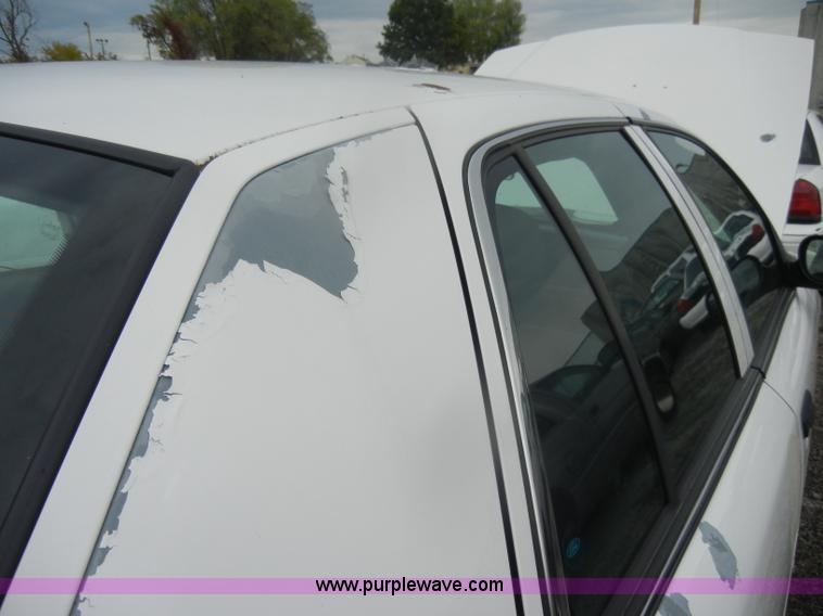 image for item D4983 2005 Ford Crown Victoria Police Interceptor