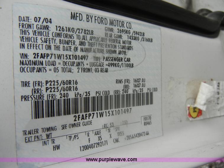 image for item D4983 2005 Ford Crown Victoria Police Interceptor