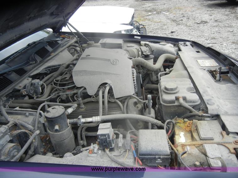 image for item D4985 2002 Ford Crown Victoria Police Interceptor