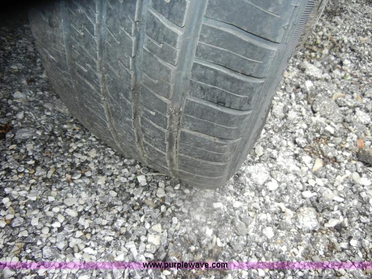 image for item D4985 2002 Ford Crown Victoria Police Interceptor