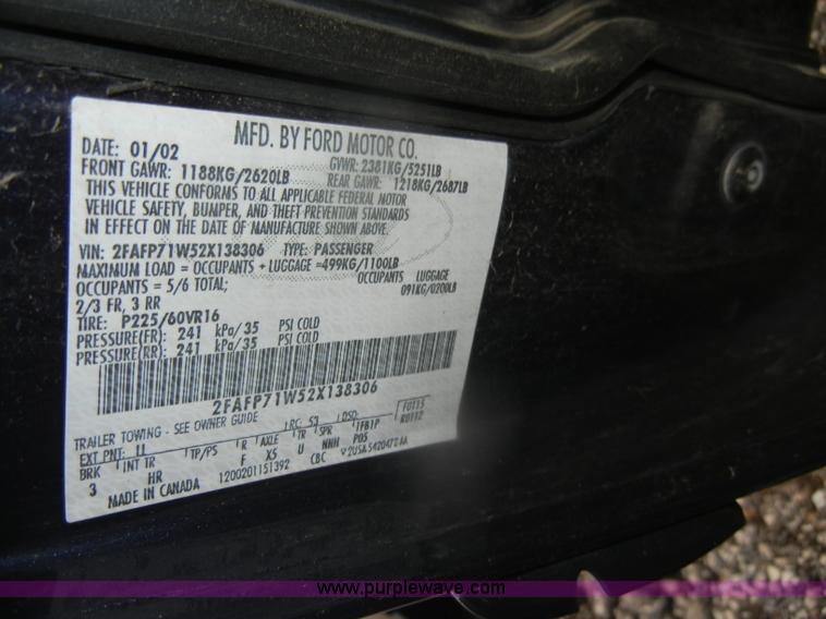 image for item D4985 2002 Ford Crown Victoria Police Interceptor