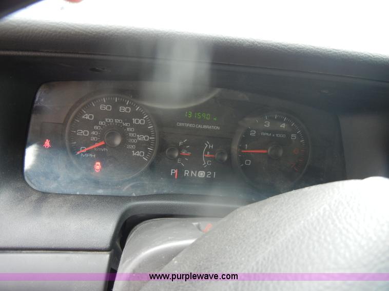 image for item D4989 2008 Ford Crown Victoria Police Interceptor