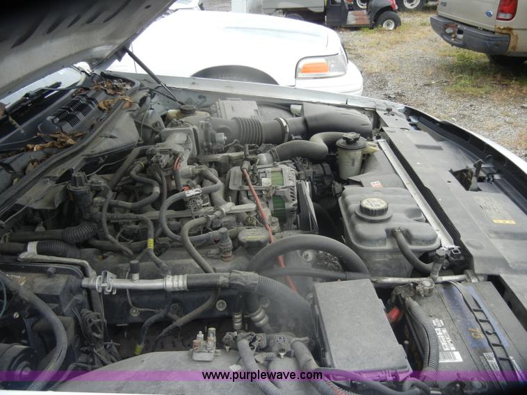 image for item D4989 2008 Ford Crown Victoria Police Interceptor