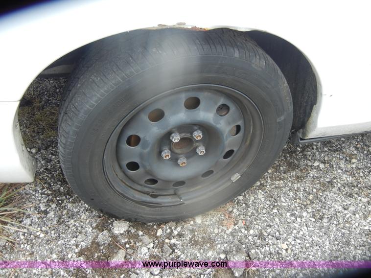 image for item D4989 2008 Ford Crown Victoria Police Interceptor