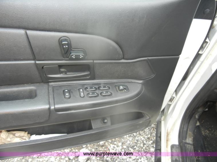 image for item D4990 2006 Ford Crown Victoria Police Interceptor