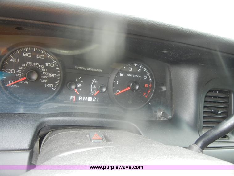 image for item D4990 2006 Ford Crown Victoria Police Interceptor