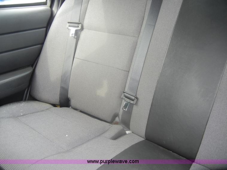 image for item D4990 2006 Ford Crown Victoria Police Interceptor