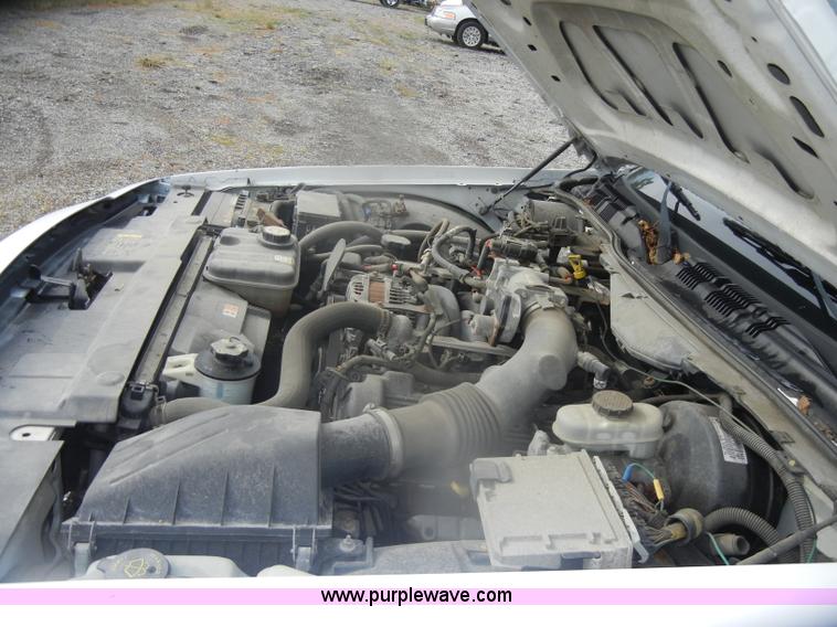 image for item D4990 2006 Ford Crown Victoria Police Interceptor