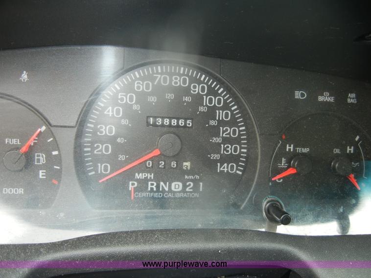 image for item D4992 2000 Ford Crown Victoria Police Interceptor