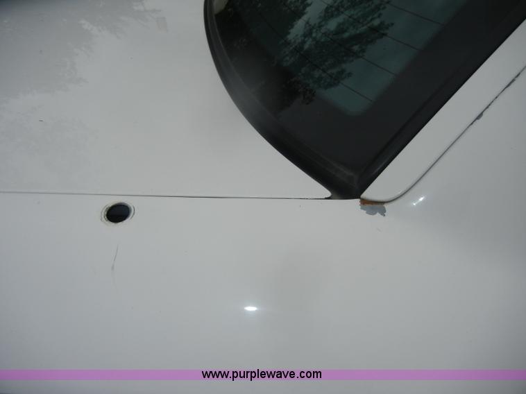 image for item D4992 2000 Ford Crown Victoria Police Interceptor