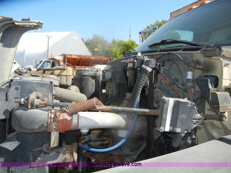 image for item D4993 1999 Chevrolet C8500 dump truck