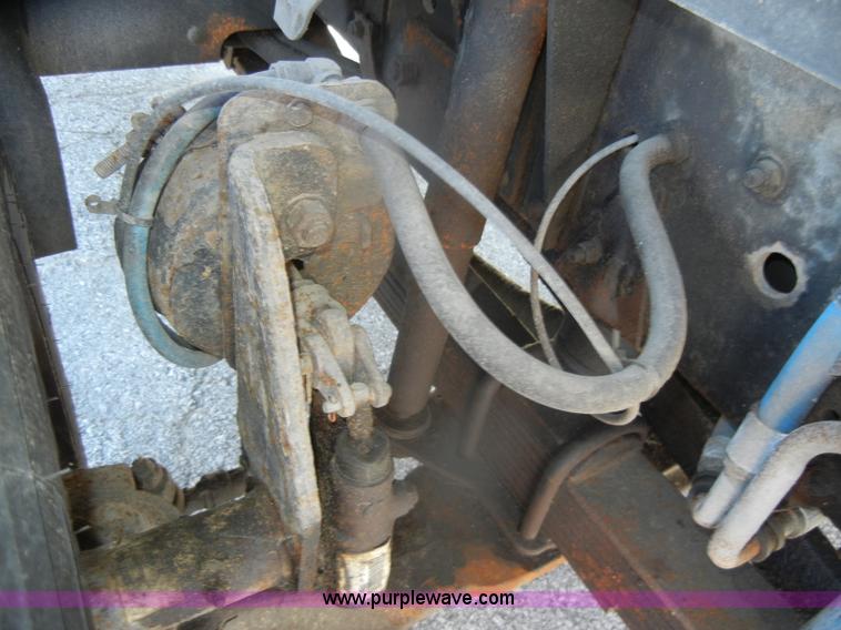 image for item D4993 1999 Chevrolet C8500 dump truck