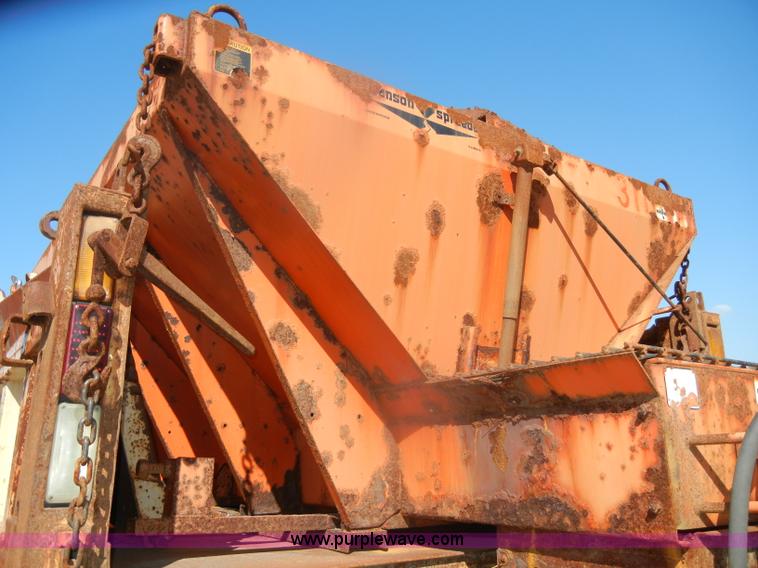 image for item D4993 1999 Chevrolet C8500 dump truck