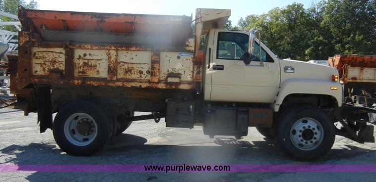 image for item D4995 1999 Chevrolet C8500 dump truck