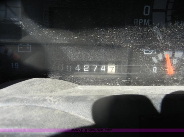 image for item D4995 1999 Chevrolet C8500 dump truck