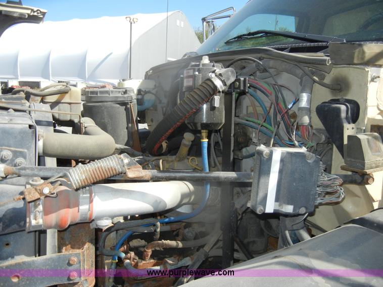 image for item D4995 1999 Chevrolet C8500 dump truck