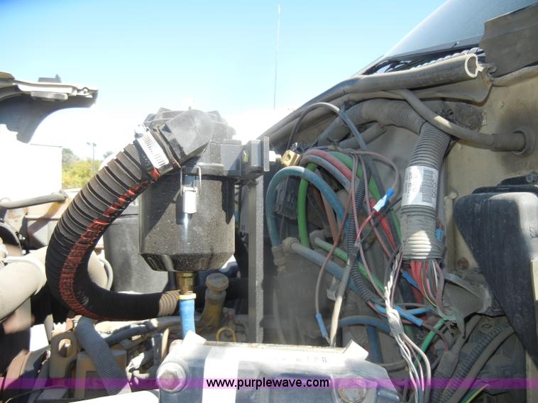 image for item D4995 1999 Chevrolet C8500 dump truck