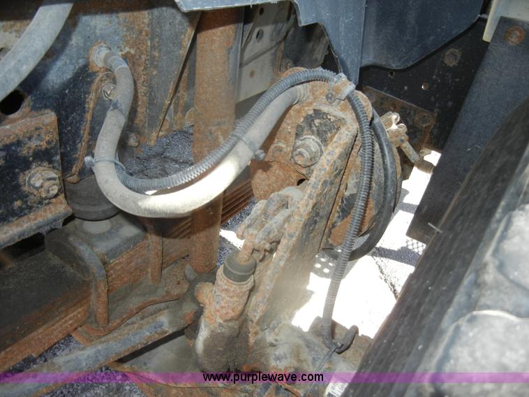 image for item D4995 1999 Chevrolet C8500 dump truck