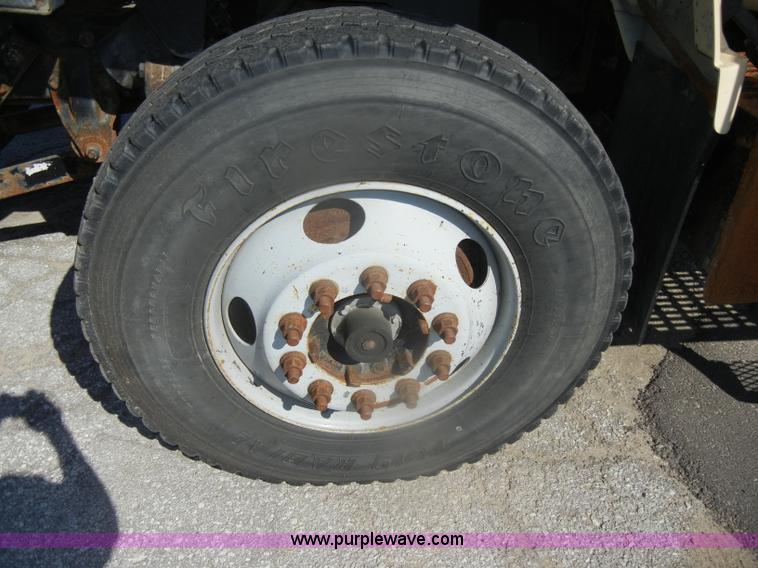 image for item D4995 1999 Chevrolet C8500 dump truck