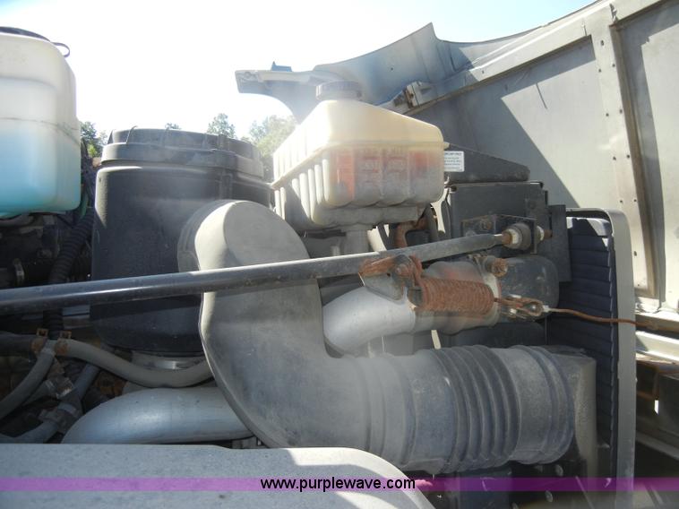 image for item D4995 1999 Chevrolet C8500 dump truck