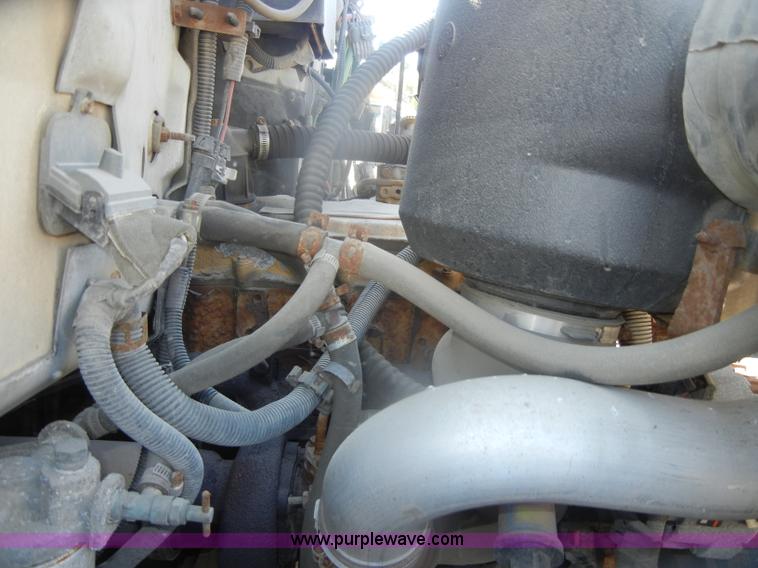 image for item D4995 1999 Chevrolet C8500 dump truck