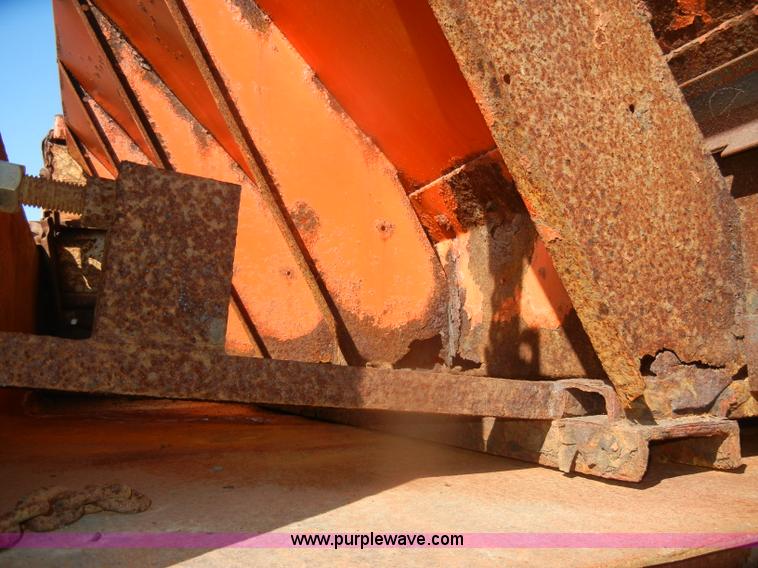 image for item D4995 1999 Chevrolet C8500 dump truck